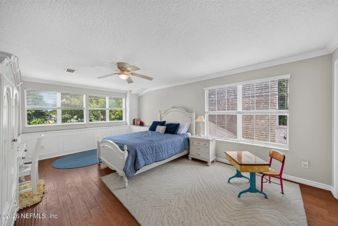 Photo of 1045 CEDAR BAY Road