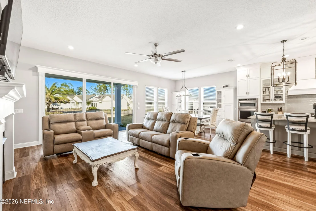 Photo of 383 PINE HAVEN Drive
