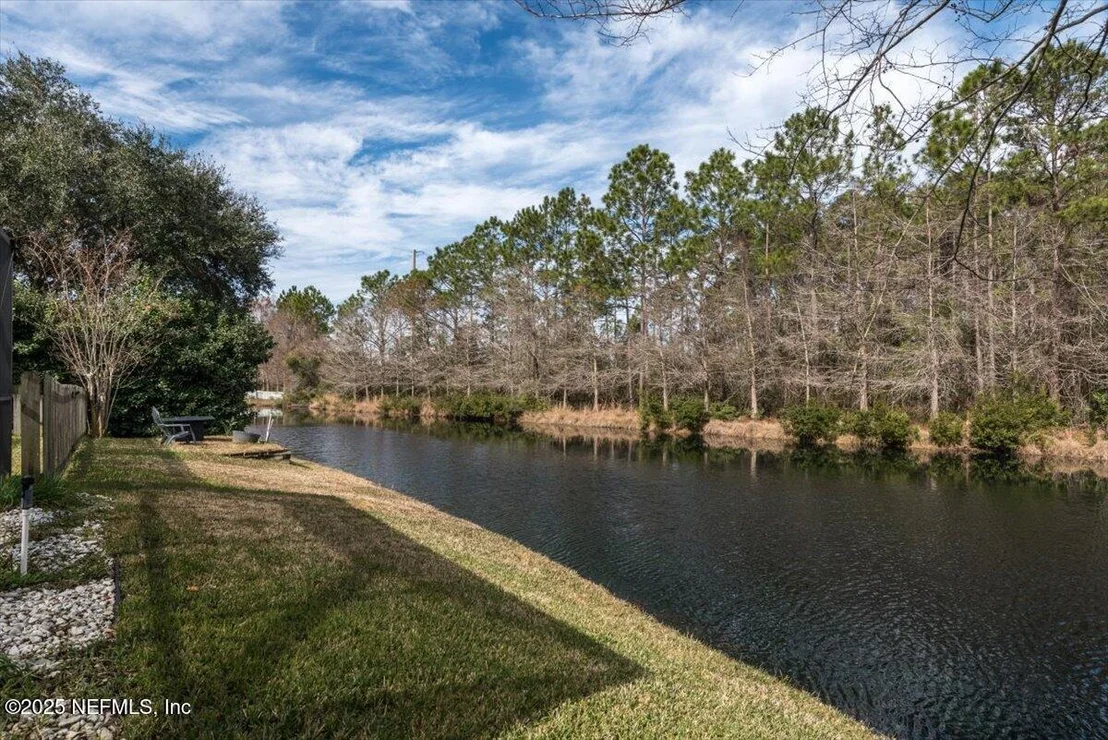 Photo of 184 SOUTHLAKE Drive