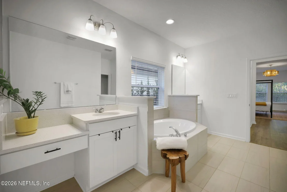 Photo of 523 WINDLEY Drive