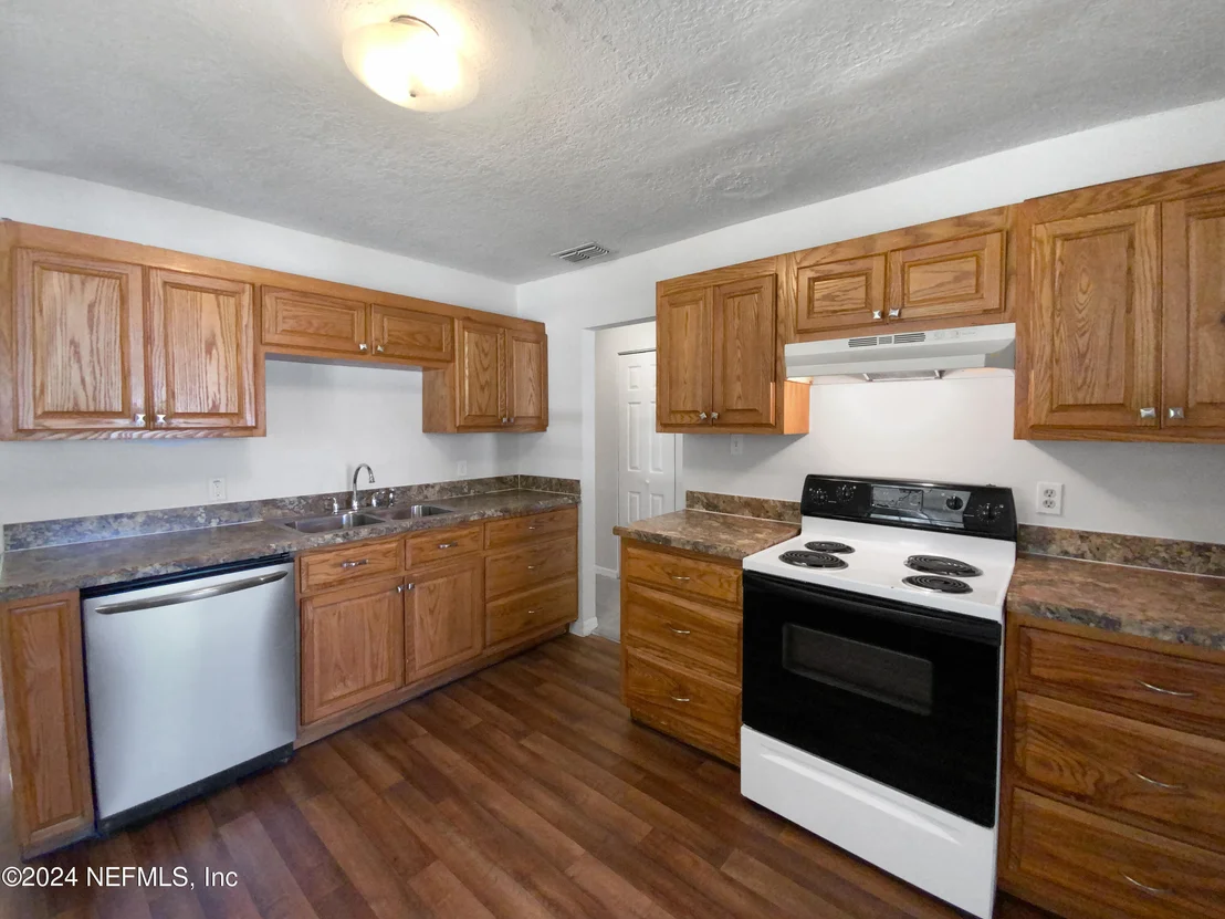 Photo of 5103 ARROWSMITH Road