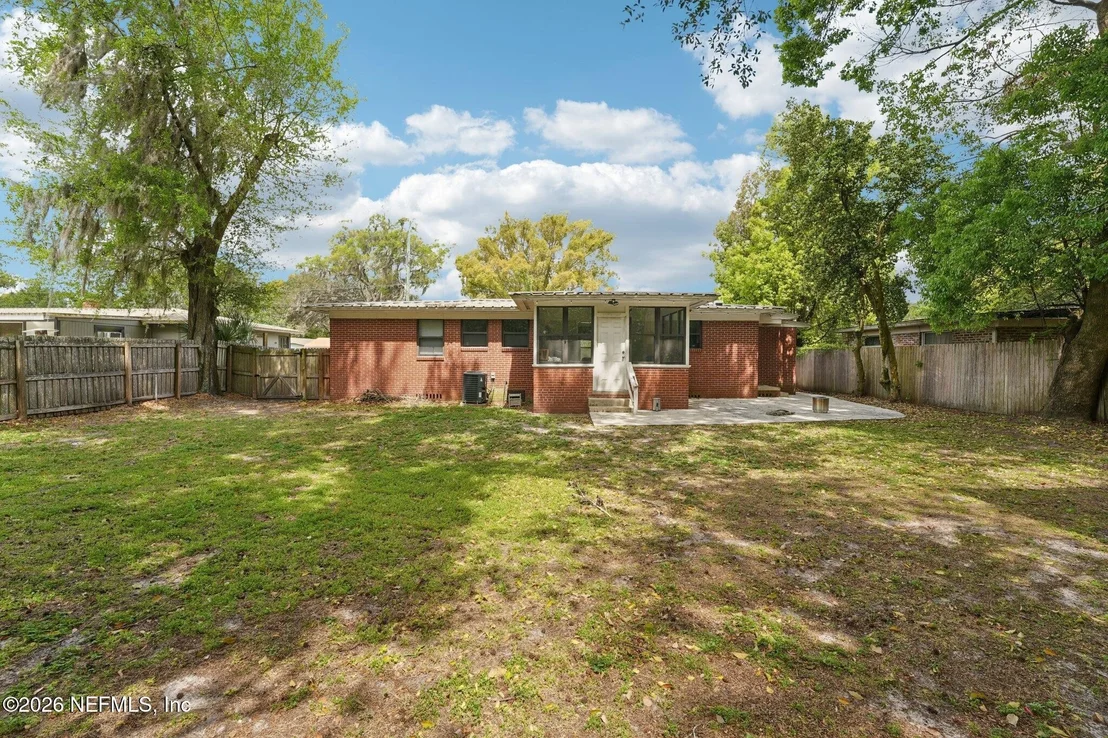 Photo of 5112 OAKSIDE Drive