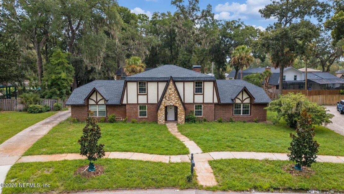 Photo of 4463 RIVER TRAIL Road
