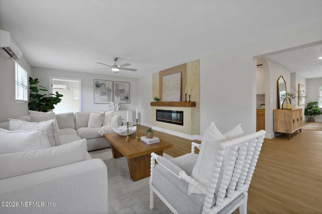 Photo of 509 PENMAN Road