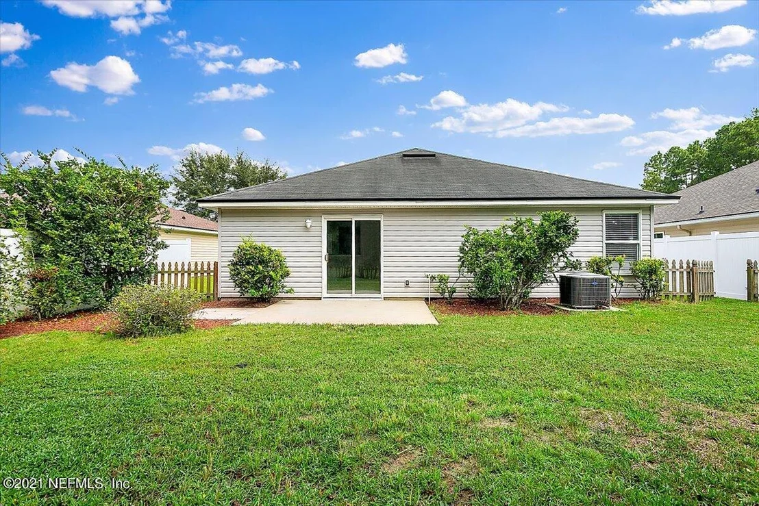 Photo of 96373 COMMODORE POINT Drive