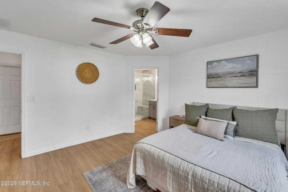 Photo of 9639 BEMBRIDGE MILL Drive