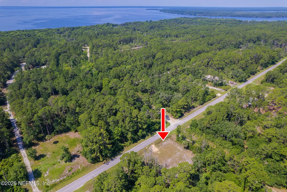Photo of 400 PARADISE Boulevard