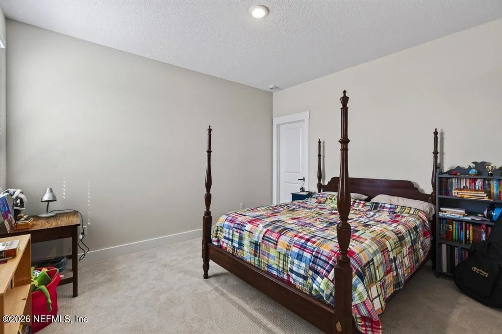 Photo of 329 SAPLING Terrace