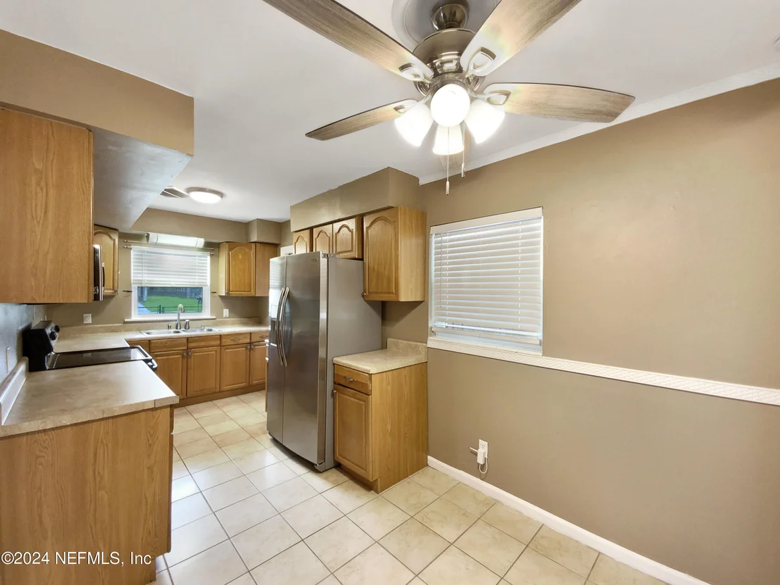 Photo of 7505 CENTAURI Road