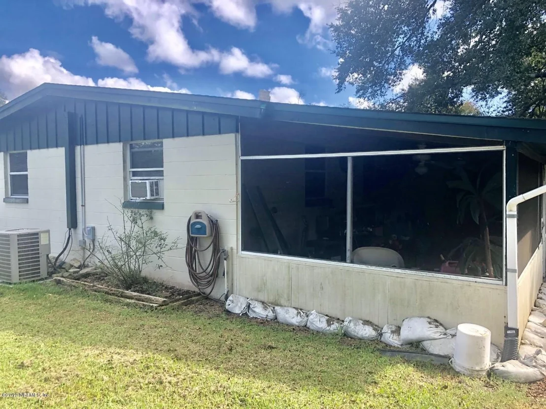 Photo of 7661 VALE Drive