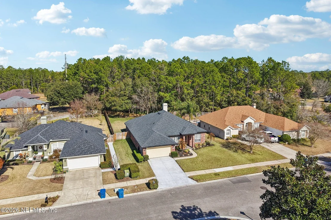 Photo of 145 LAKE RUN Boulevard