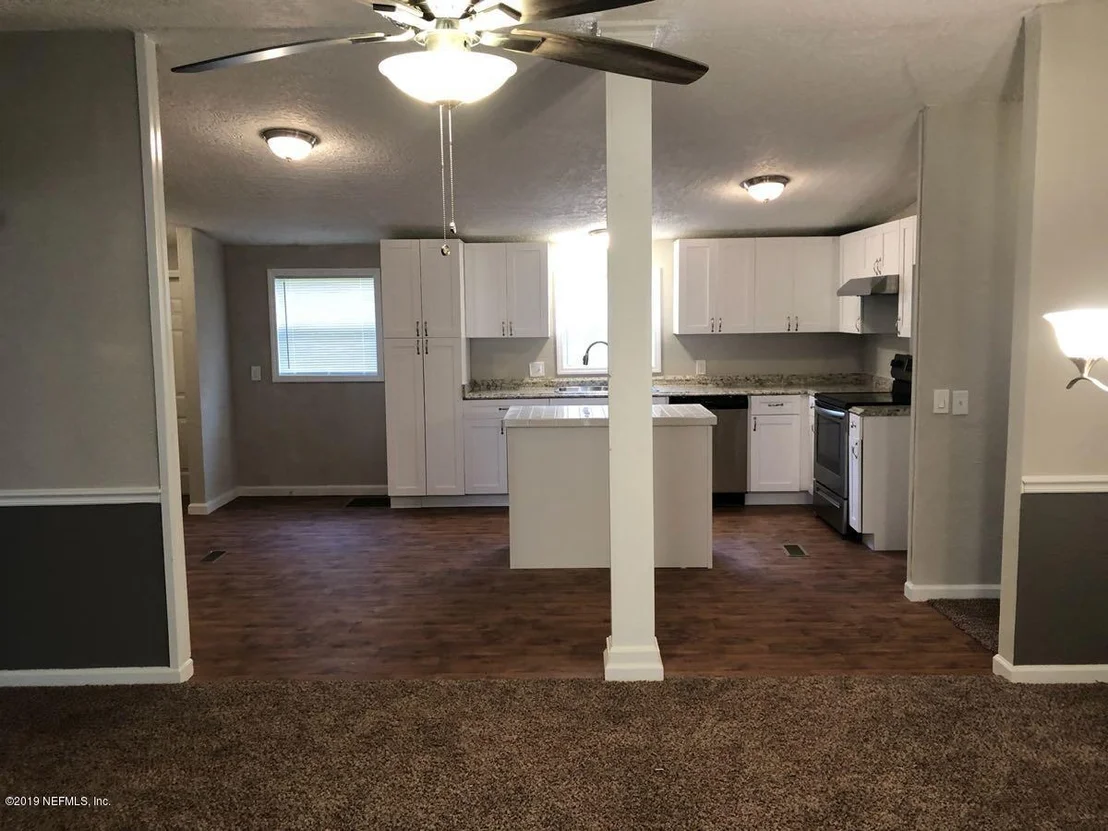 Photo of 7535 CANARY Road