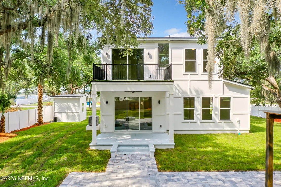 Photo of 5765 HECKSCHER Drive