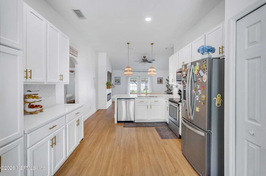 Photo of 9639 BEMBRIDGE MILL Drive