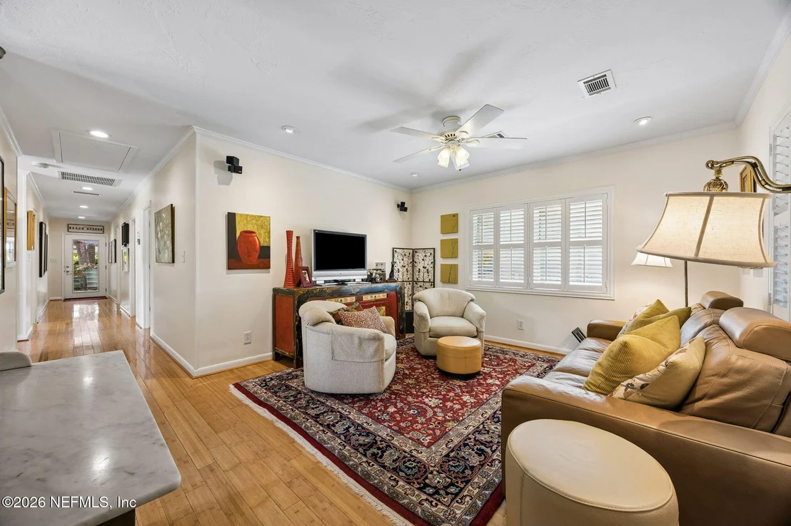 Photo of 1055 OCEAN Boulevard