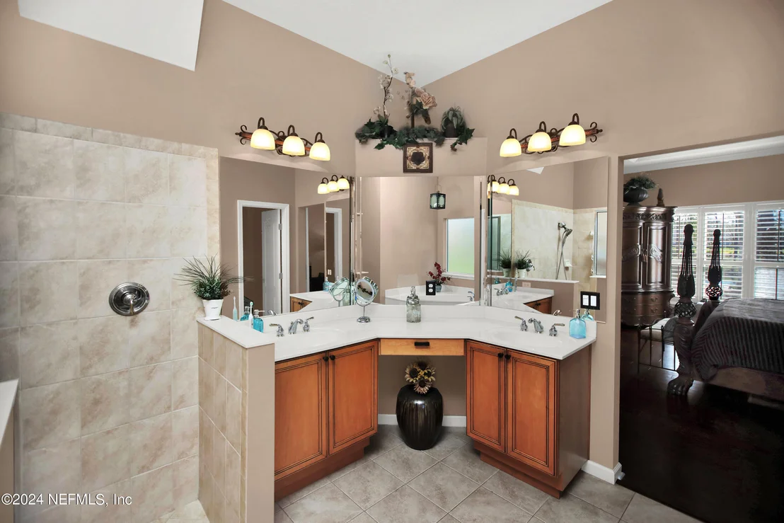 Photo of 1309 PADOLA Road