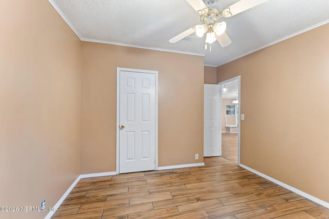 Photo of 418 COVE Drive