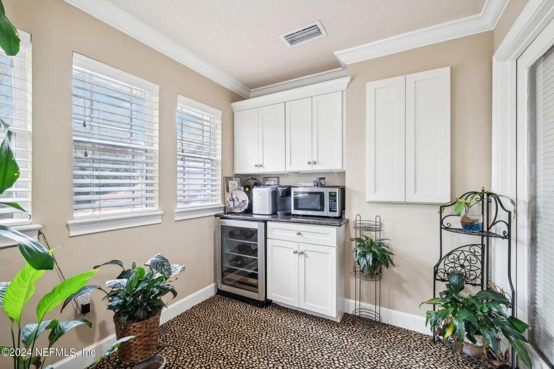Photo of 4007 EAGLE LANDING Parkway