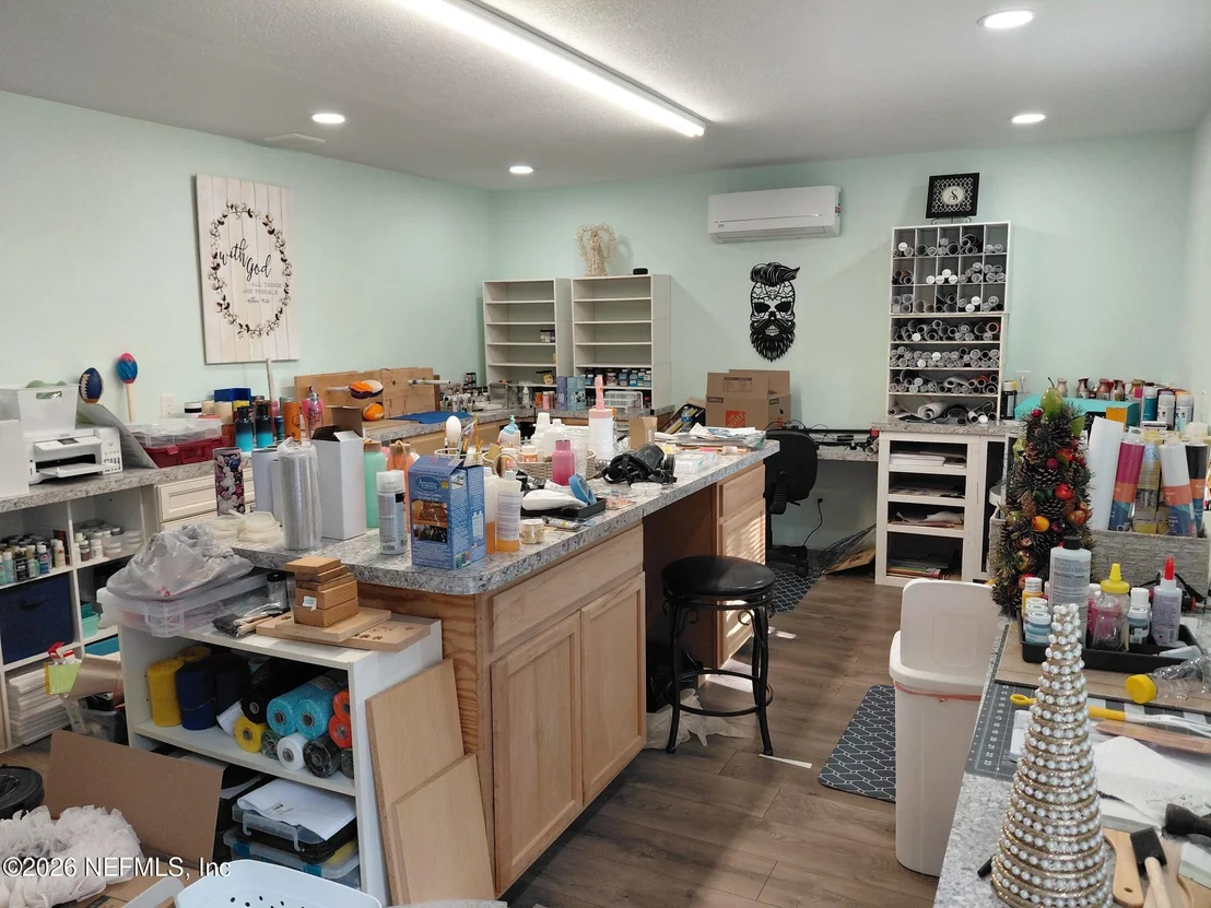 Photo of 118 ROBIN Road