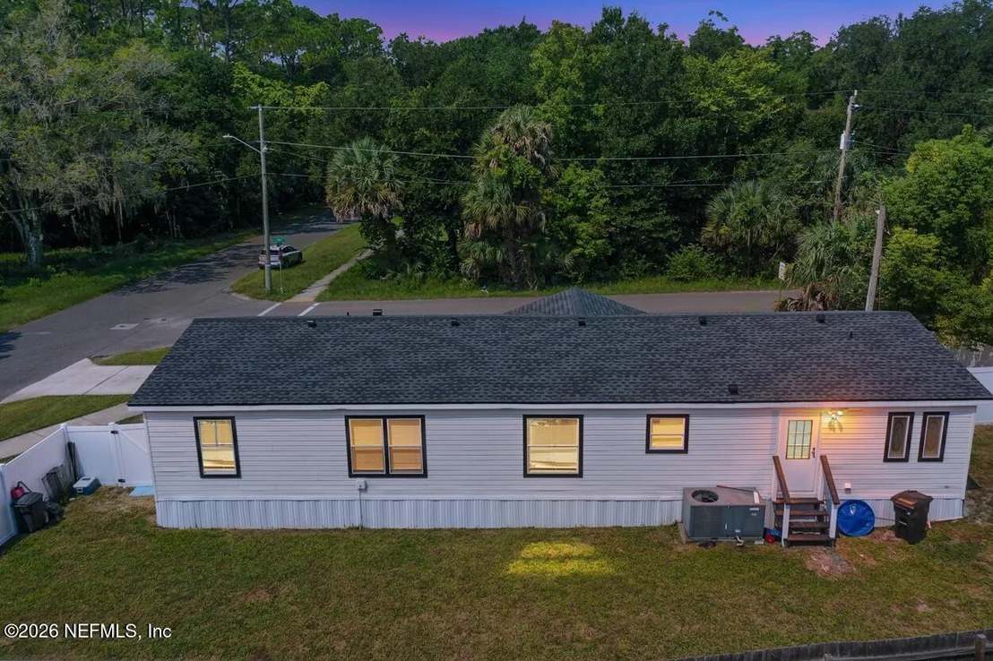 Photo of 1108 W KING Street