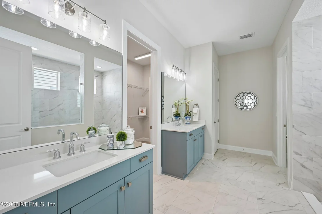 Photo of 139 GRAND RIVAGE DRIVE Drive