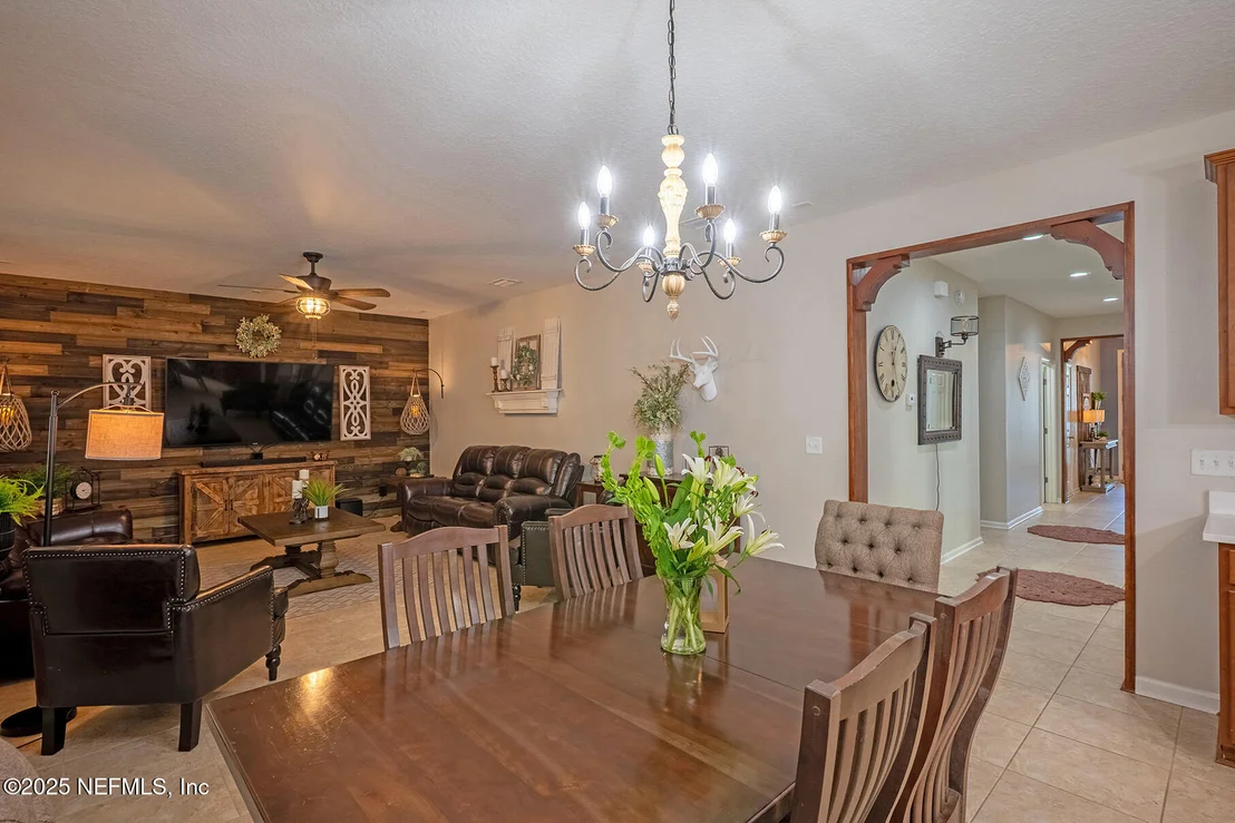 Photo of 112 PLAZA DEL RIO Drive