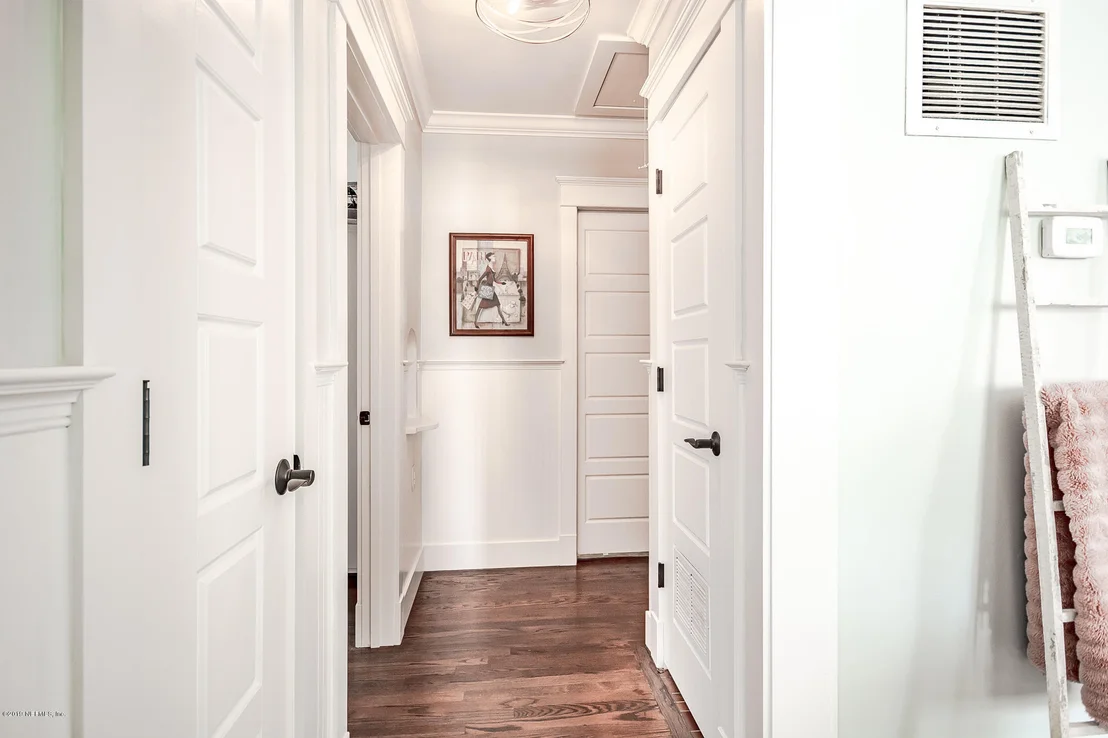 Photo of 2152 REDFERN Road