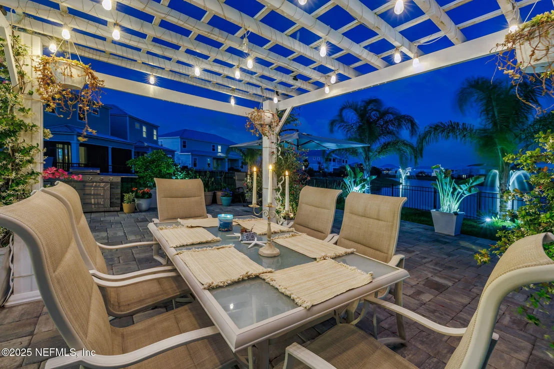 Photo of 560 RUM RUNNER Way