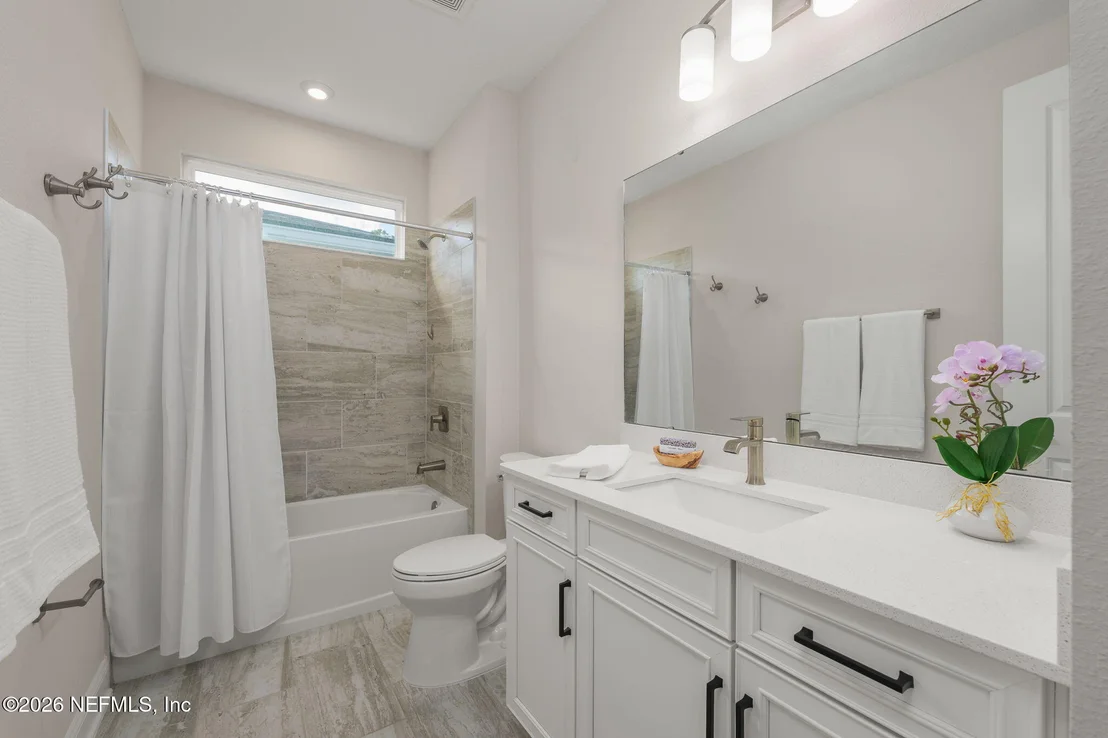 Photo of 403 LADYSLIPPER Drive