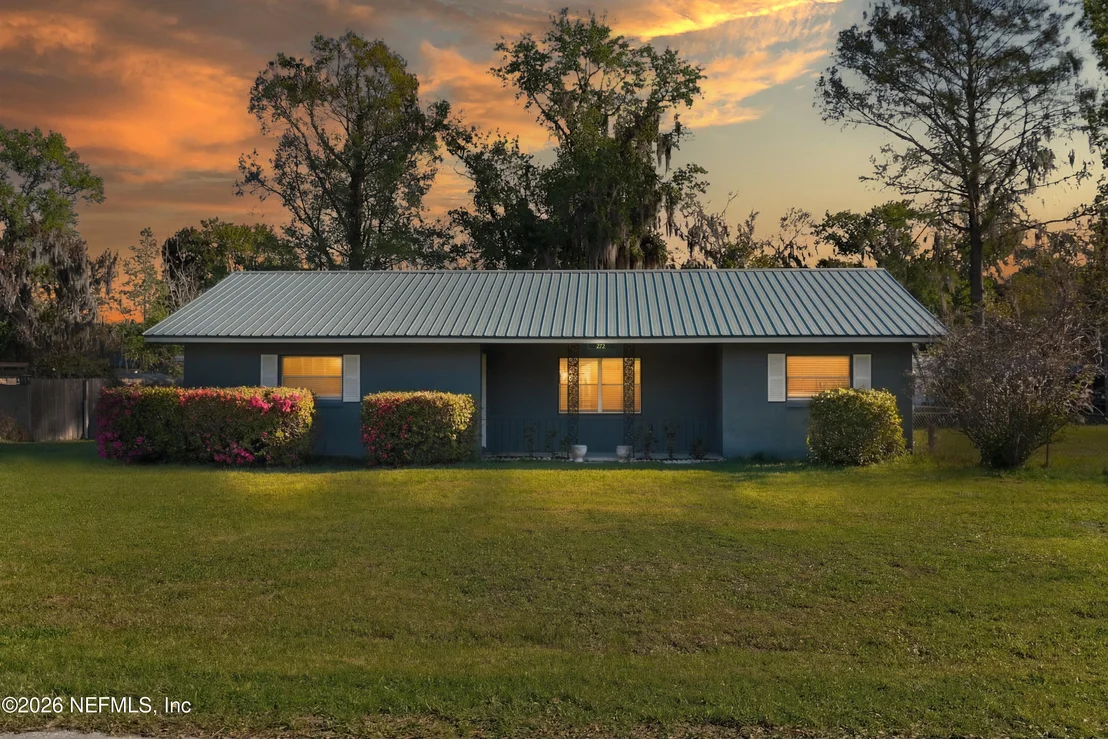 Photo of 272 HARBOR Drive