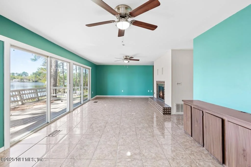 Photo of 159 IDA Boulevard