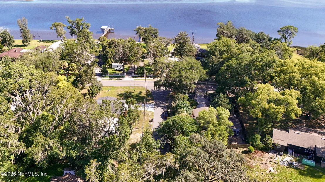 Photo of 9924 SUNSET Drive