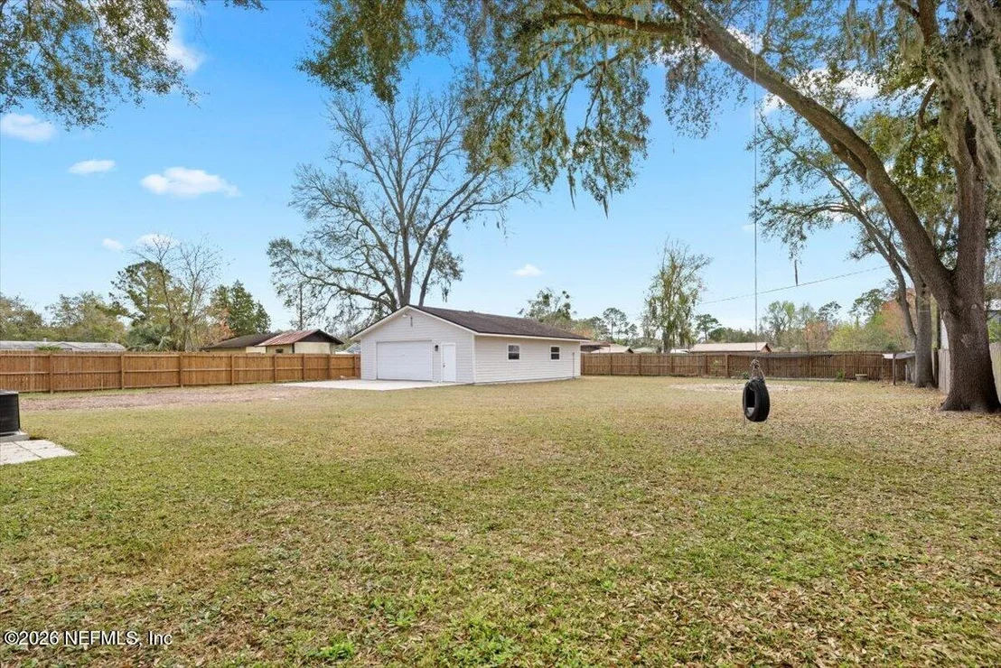 Photo of 9268 HIPPS Road