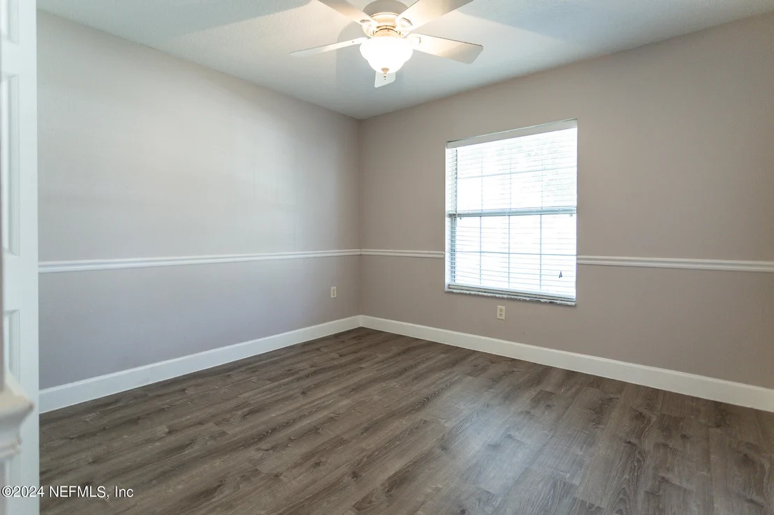 Photo of 4 RIVER Place