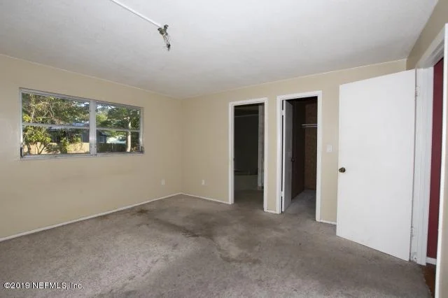 Photo of 183 SHORES Boulevard