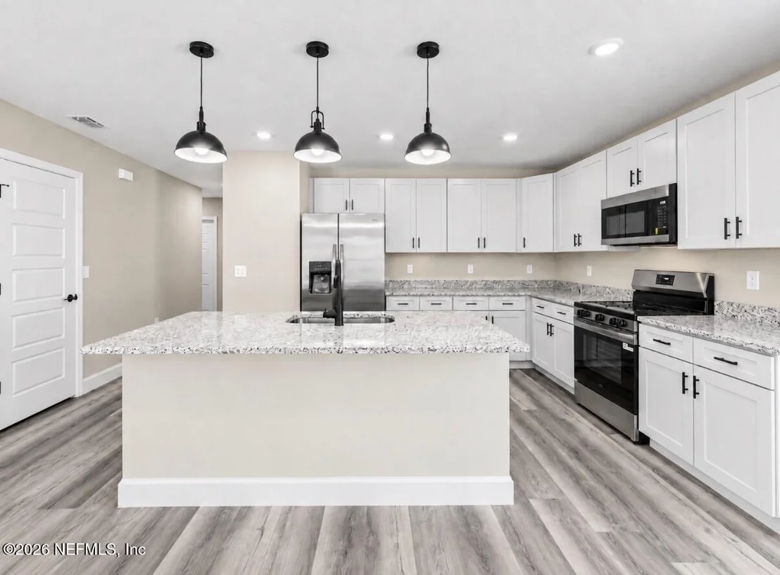 Photo of 1201 SAINT CLAIR Street