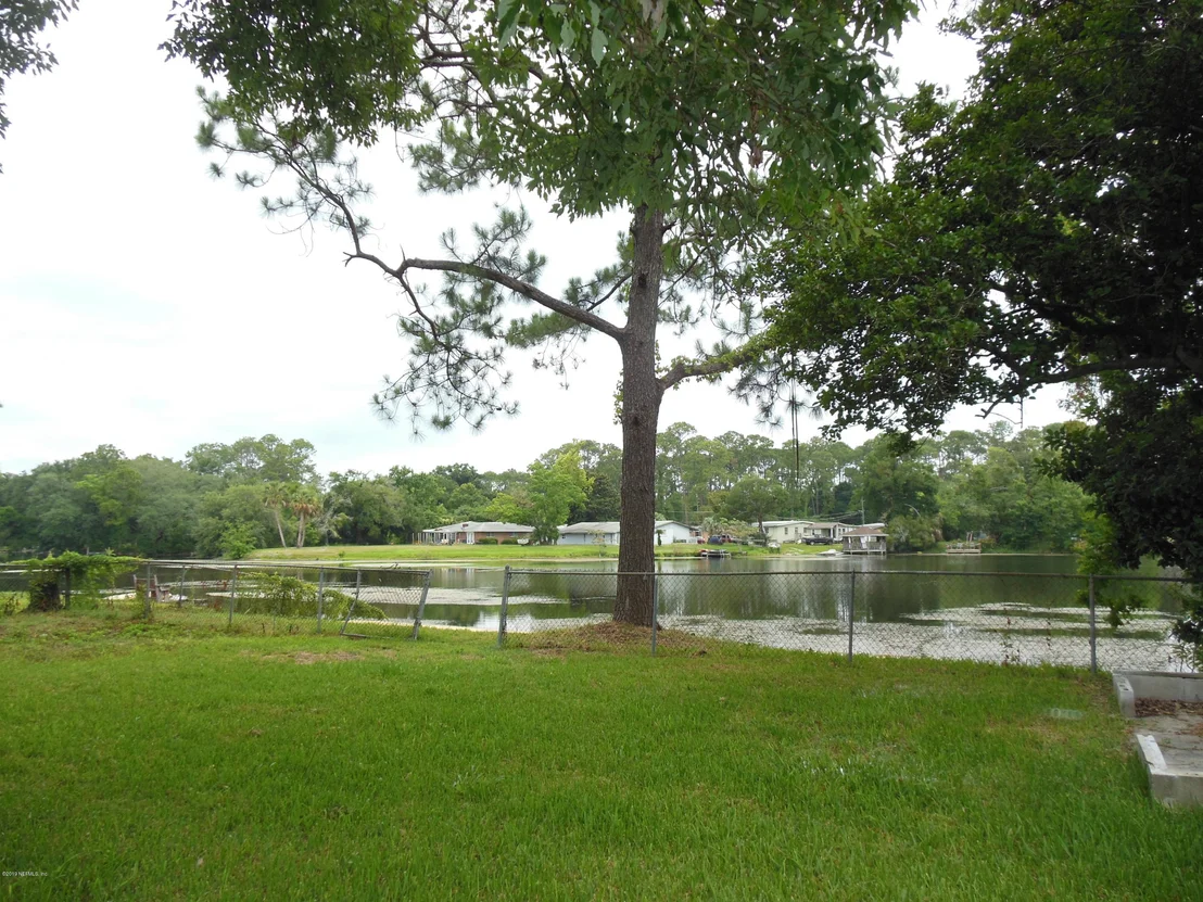 Photo of 7462 SPINOLA Road
