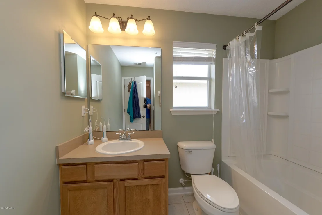 Photo of 45565 INGLEHAM Circle