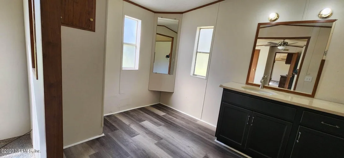 Photo of 122 SIPPRELL Road