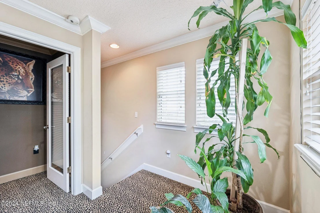 Photo of 4007 EAGLE LANDING Parkway