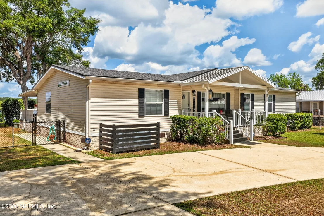 Photo of 141 KITTY Avenue