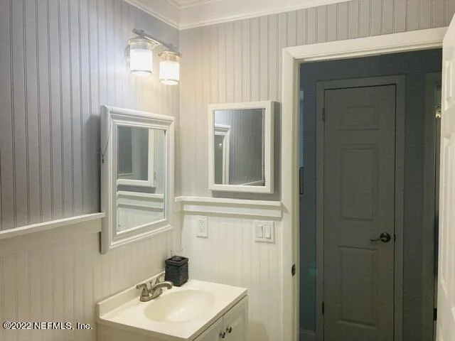 Photo of 981 CHAPMAN Drive