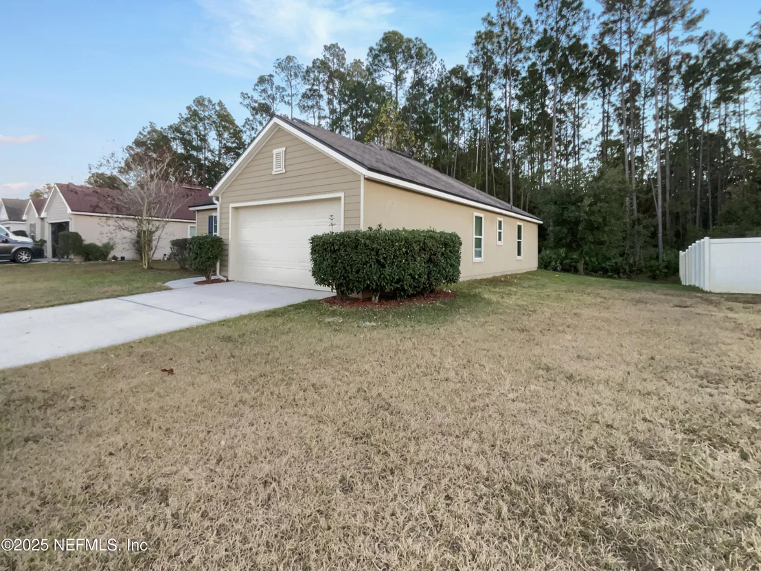 Photo of 11566 CARSON LAKE Drive