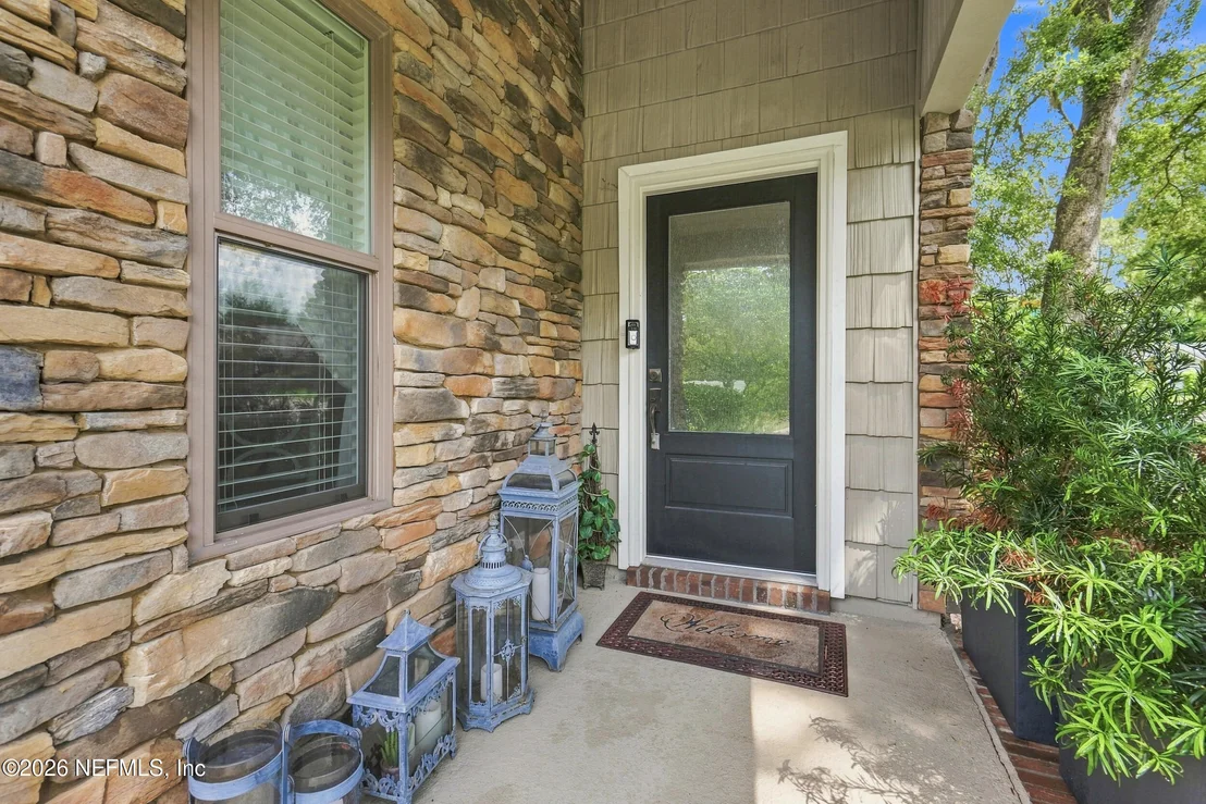 Photo of 1407 RIVERGATE Drive