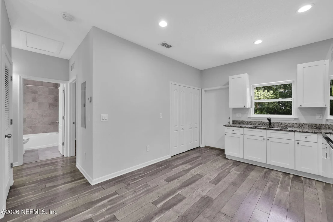 Photo of 1148 TOCOI Road