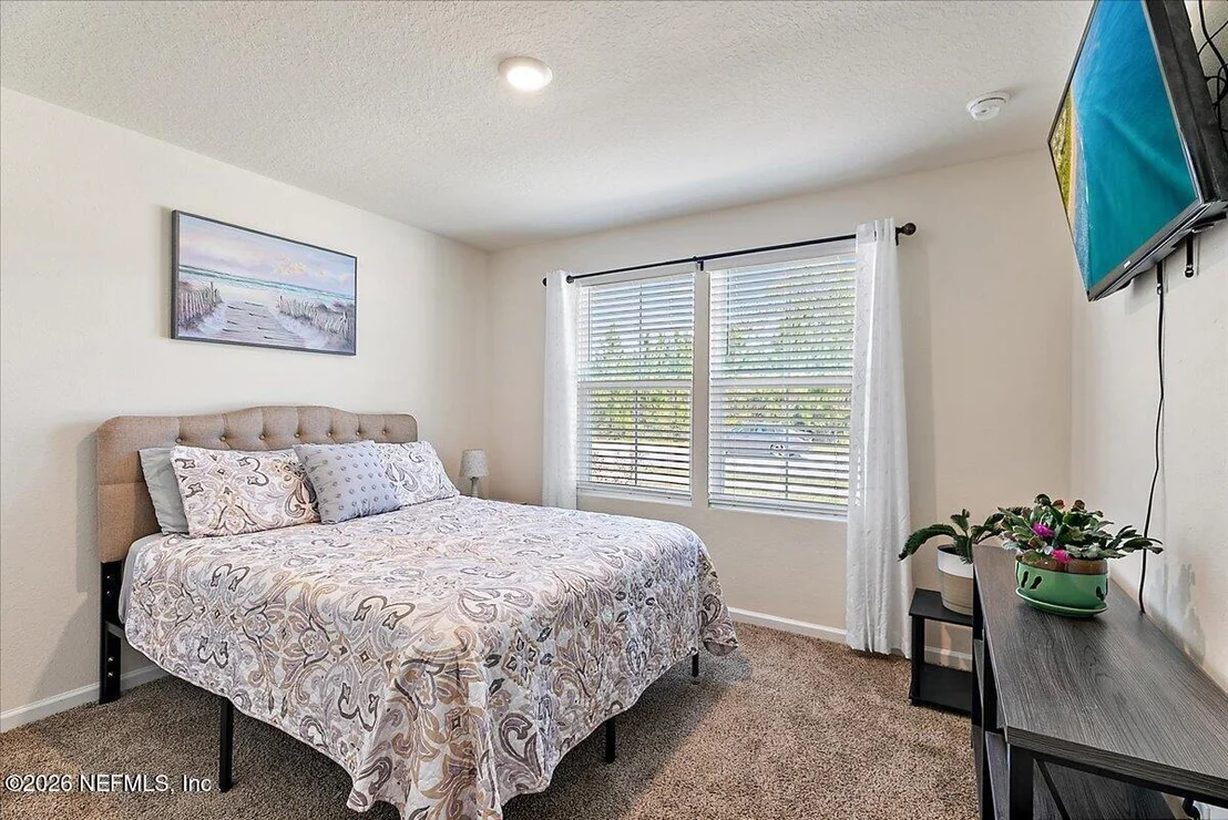 Photo of 65394 RIVER GLEN Parkway