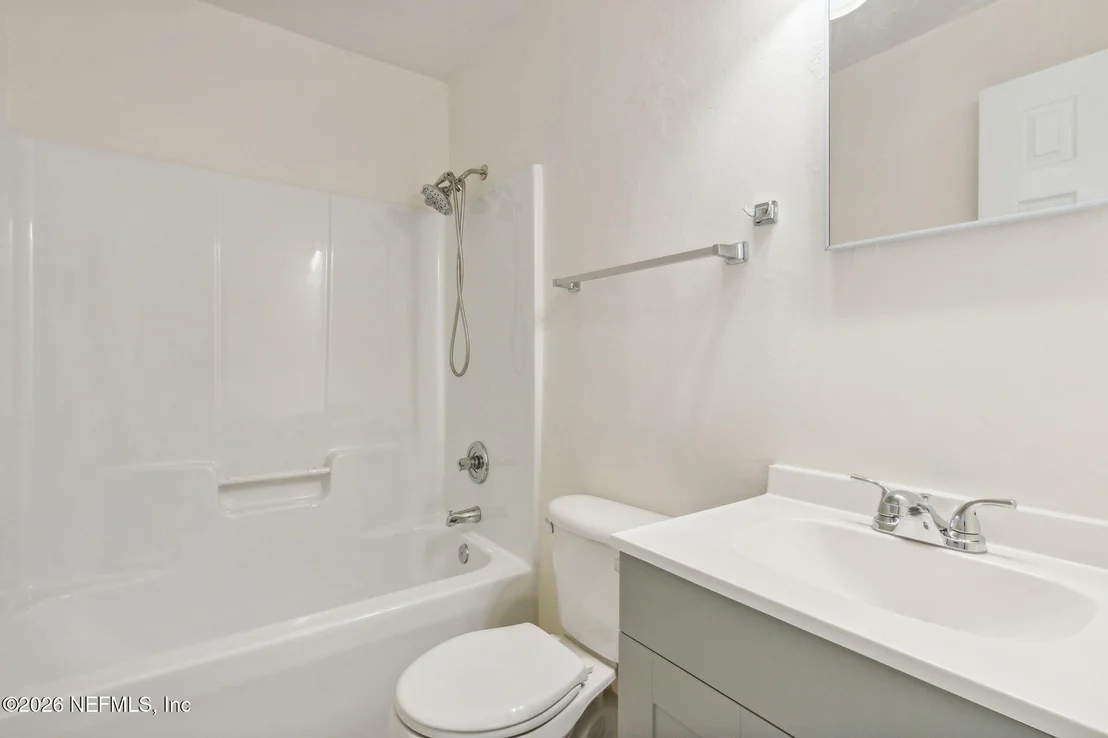 Photo of 423 SOUTH Boulevard