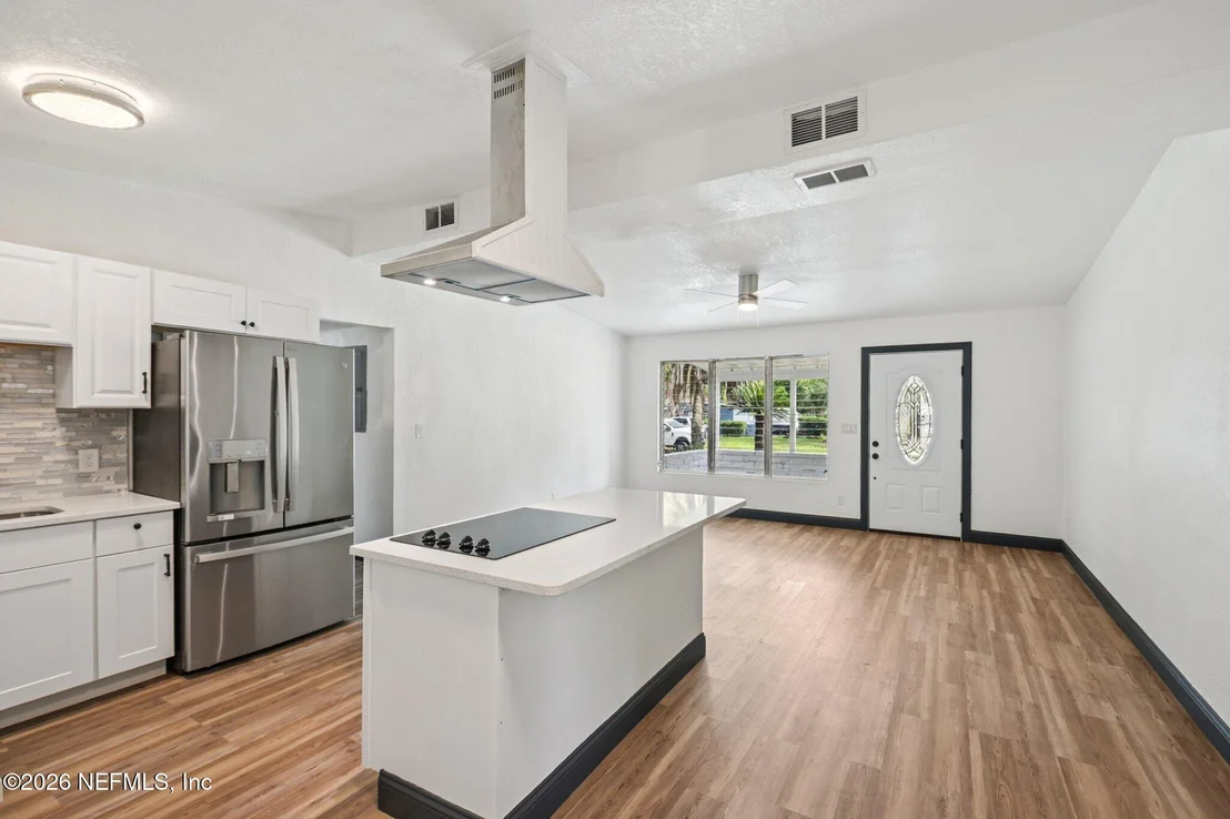 Photo of 5347 KEYSTONE Drive N