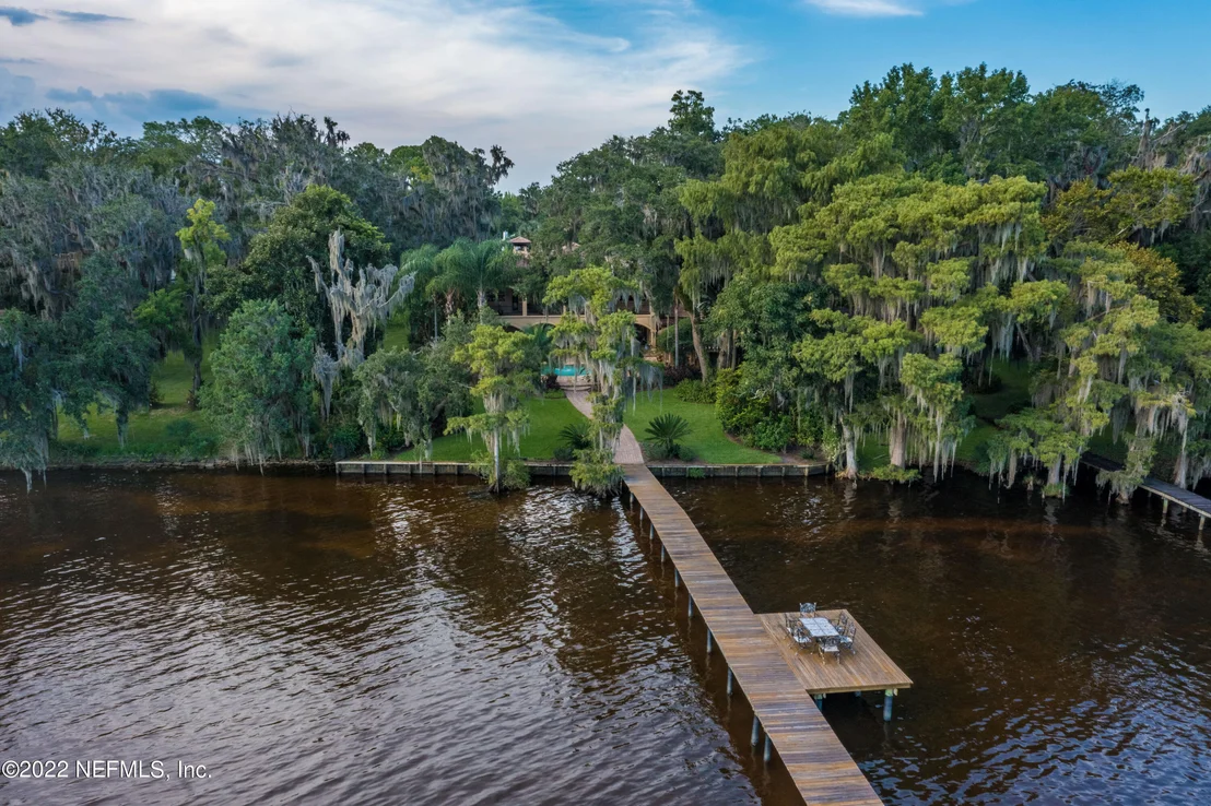 Photo of 8289 COLEE COVE Road