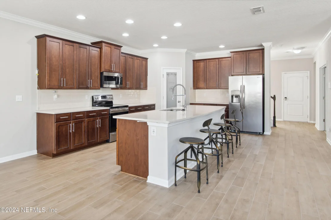 Photo of 8139 DANCING FOX Street